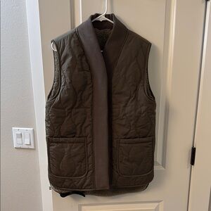 Varley Covet Quilted Reversible Vest